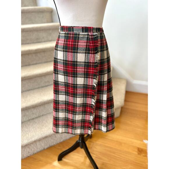 Vintage Red Green White Plaid Tartan Pleated Fringe Knee Length Kilt - Picture 1 of 8